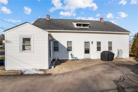 81 E Main St, West Warwick, RI 02893 photo 18