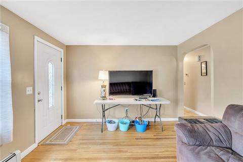 15 Regent Rd, Warwick, RI 02886 photo 8