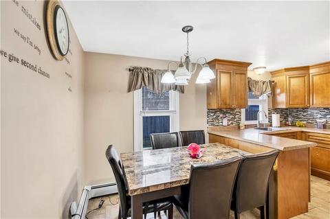 15 Regent Rd, Warwick, RI 02886 photo 5