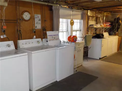 111 Vose St, Woonsocket, RI 02895 photo 5