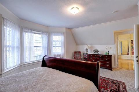 172 Pond St, Woonsocket, RI 02895 photo 28