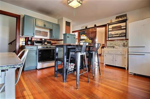 10 Batterson Ave, Westerly, RI 02891 photo 5