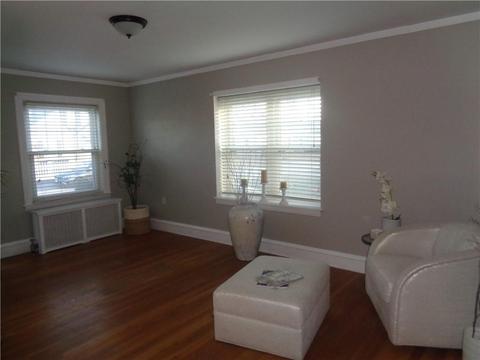 39 Barber Ave, Warwick, RI 02886 photo 12