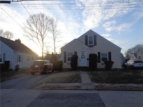 39 Barber Ave, Warwick, RI 02886 photo 1