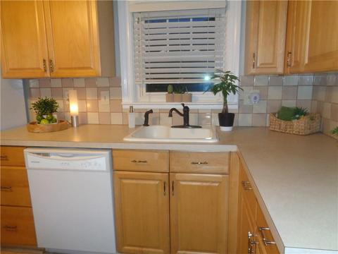 39 Barber Ave, Warwick, RI 02886 photo 17