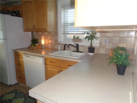 39 Barber Ave, Warwick, RI 02886 photo 18