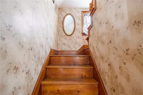 239 Joffre Ave, Woonsocket, RI 02895 photo 25