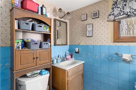 239 Joffre Ave, Woonsocket, RI 02895 photo 27