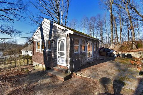 20 Dudley St, Woonsocket, RI 02895 photo 15