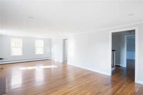 347 Red Chimney Dr, Warwick, RI 02886 photo 14