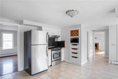 347 Red Chimney Dr, Warwick, RI 02886 photo 8