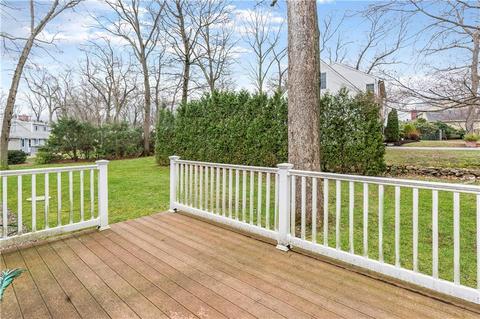 347 Red Chimney Dr, Warwick, RI 02886 photo 31