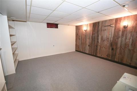 32 Barber Ave, Warwick, RI 02886 photo 23