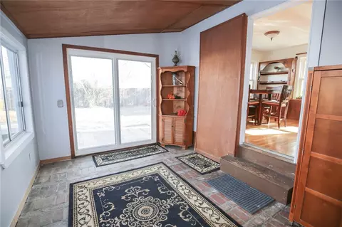 32 Barber Ave, Warwick, RI 02886 photo 22