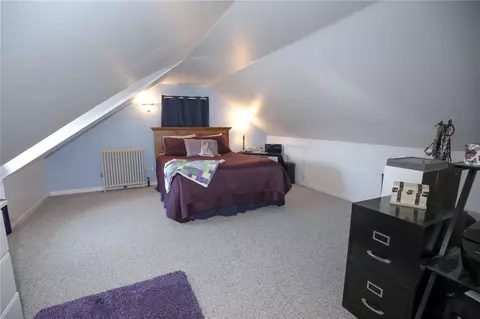 32 Barber Ave, Warwick, RI 02886 photo 16