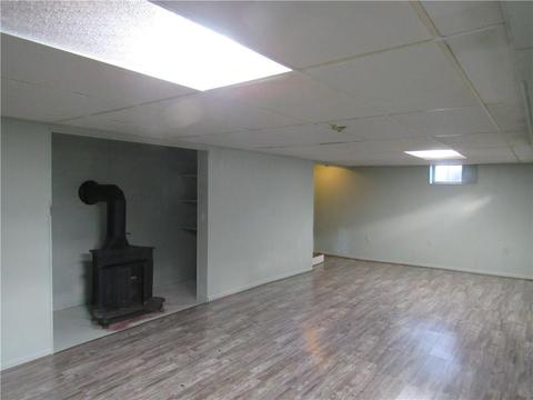 28 Benson Ave, Warwick, RI 02888 photo 15