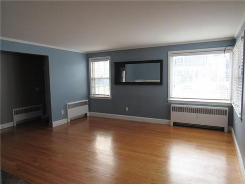 28 Benson Ave, Warwick, RI 02888 photo 4