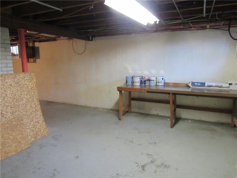 28 Benson Ave, Warwick, RI 02888 photo 17