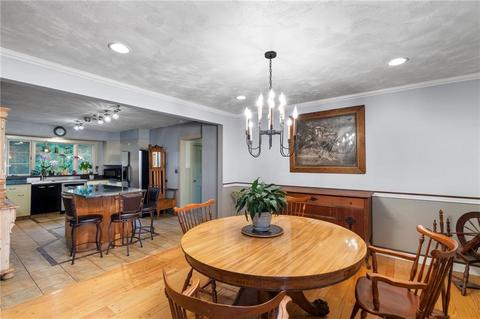 45 Ronaele Dr, Warwick, RI 02889 photo 13