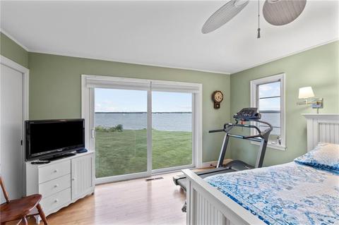 45 Ronaele Dr, Warwick, RI 02889 photo 20