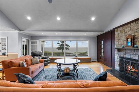 45 Ronaele Dr, Warwick, RI 02889 photo 9