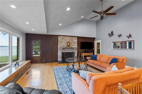 45 Ronaele Dr, Warwick, RI 02889 photo 10