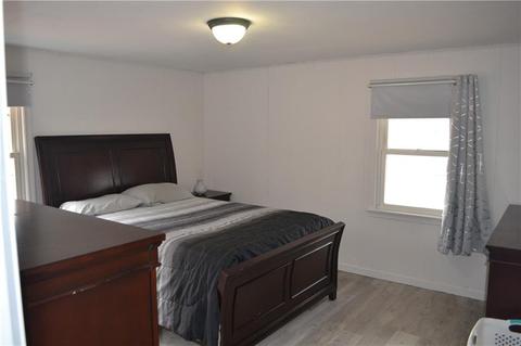 75 Atlanta St, Woonsocket, RI 02895 photo 6