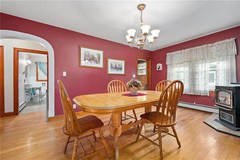 39 Oregon Ave, Woonsocket, RI 02895 photo 9