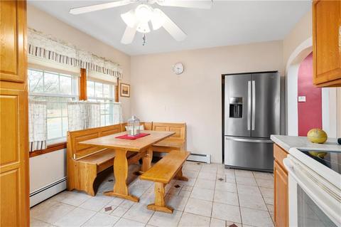 39 Oregon Ave, Woonsocket, RI 02895 photo 12