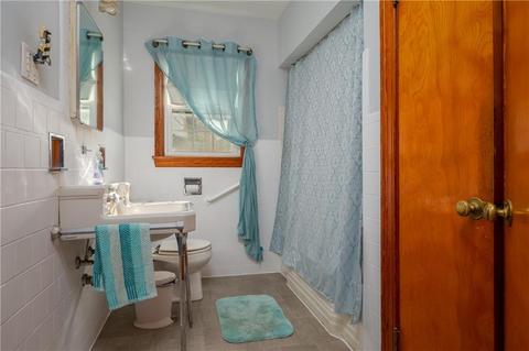 39 Oregon Ave, Woonsocket, RI 02895 photo 13
