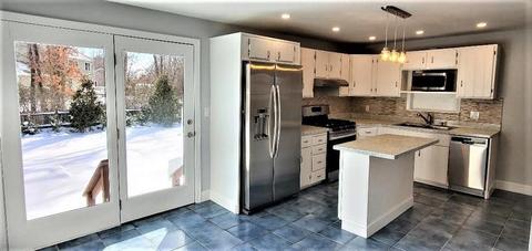 14 Colonial Dr, Warren, RI 02885 photo 3