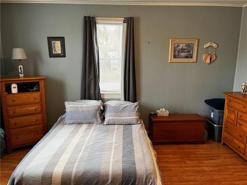 80 Newland Ave, Woonsocket, RI 02895 photo 9