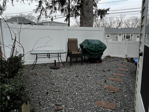 80 Newland Ave, Woonsocket, RI 02895 photo 16