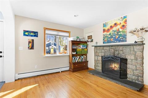 3 Wright Pl, Barrington, RI 02806 photo 6