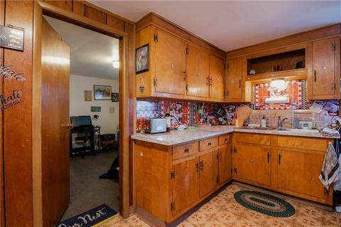 82 Pierce St, Westerly, RI 02891 photo 5