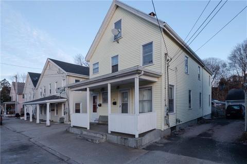 82 Pierce St, Westerly, RI 02891 photo 1
