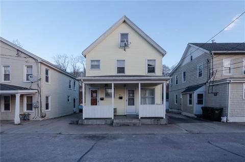82 Pierce St, Westerly, RI 02891 photo 3