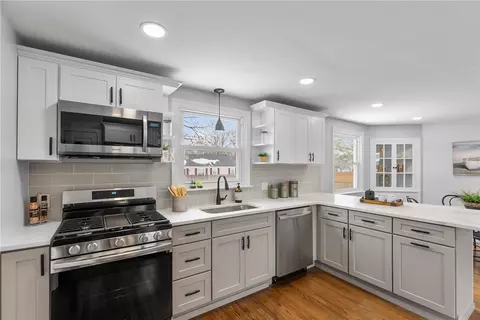 12 Canna St, Warwick, RI 02888 photo 11