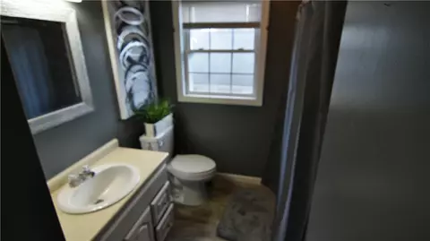 206 Chapel St, Woonsocket, RI 02895 photo 7