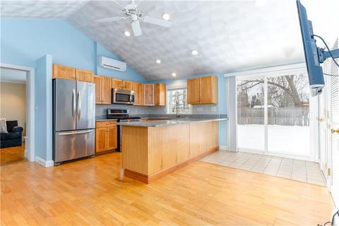 100 Parkside Dr, Warwick, RI 02888 photo 9