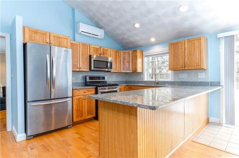 100 Parkside Dr, Warwick, RI 02888 photo 3