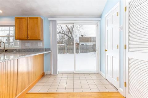100 Parkside Dr, Warwick, RI 02888 photo 8