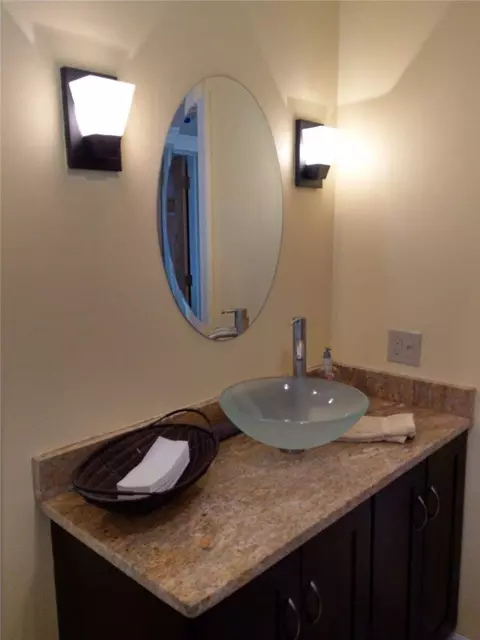 110 Ridgeway Ave, Warwick, RI 02886 photo 8