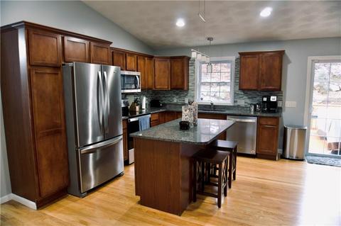 16 Simon St, West Warwick, RI 02893 photo 11