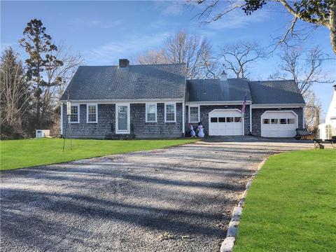 41 Old Main Rd, Little Compton, RI 02837 photo 1