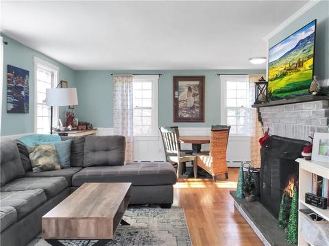 41 Old Main Rd, Little Compton, RI 02837 photo 3