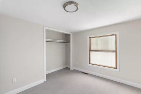 76 Cherry Valley Rd, Glocester, RI 02814 photo 11
