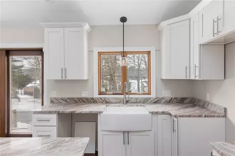 76 Cherry Valley Rd, Glocester, RI 02814 photo 8
