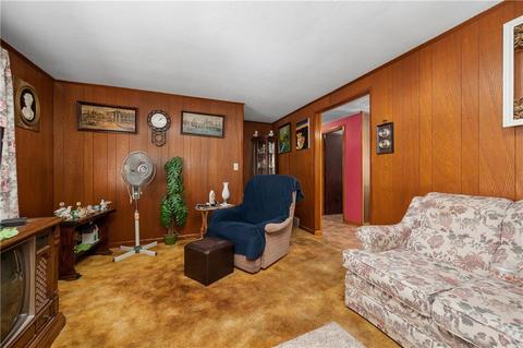 441 Maple St, Woonsocket, RI 02895 photo 8