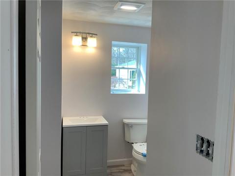 2 Minkema Rd, Exeter, RI 02822 photo 9